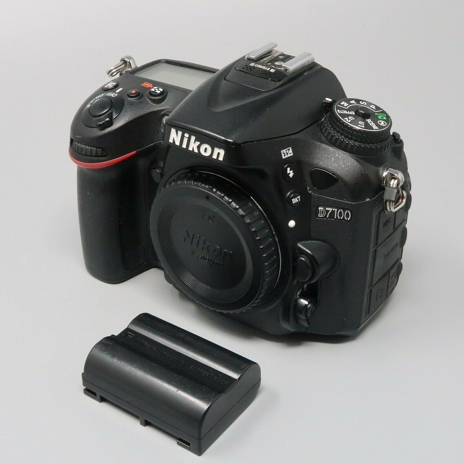 Nikon D7100 | d7100.jpg