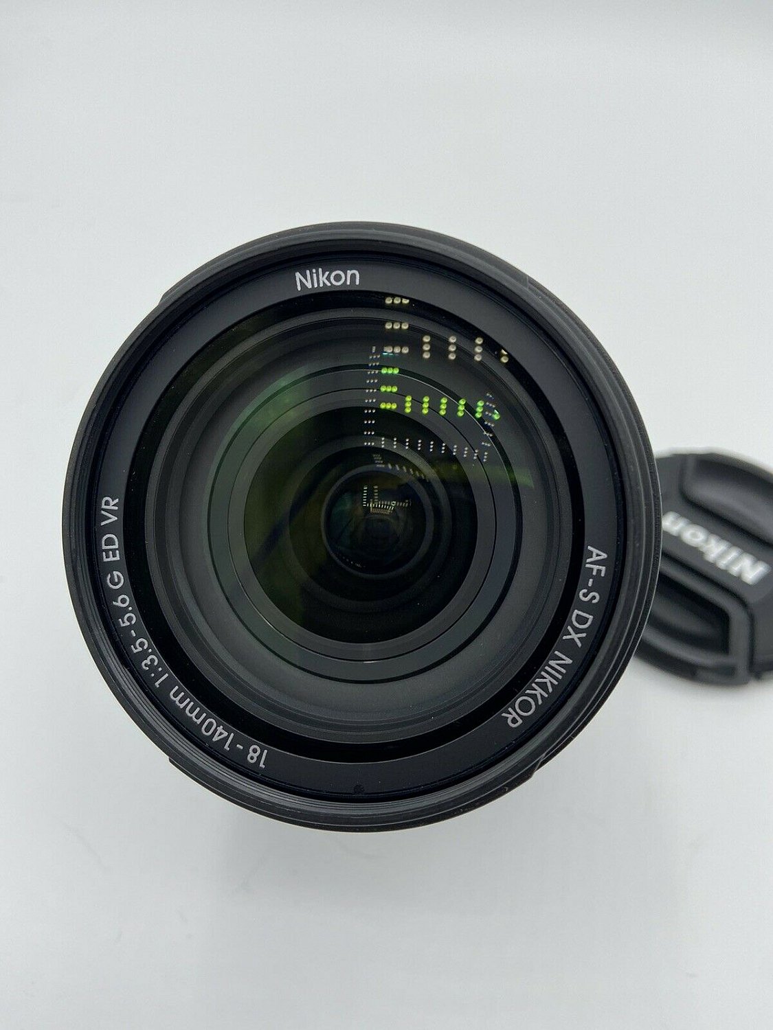 Nikon AF-S DX Nikkor 18-140mm f/3.5-5.6g ED | 18140b.jpg